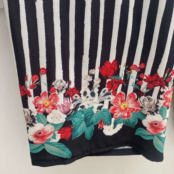 Artigli Floral Jumpsuit - Picture 4 of 5